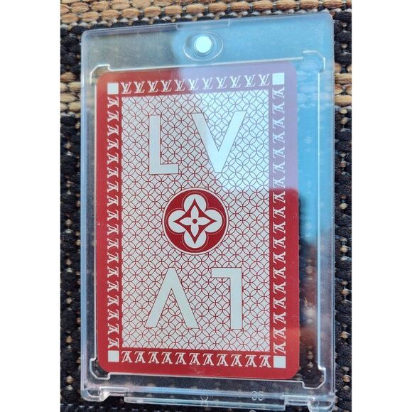 LOUIS VUITTON AUTHENTIC PLAYING CARD NEW IN PROTECTIVE COVER 8 OF DIAMONDS - Picture 1 of 8